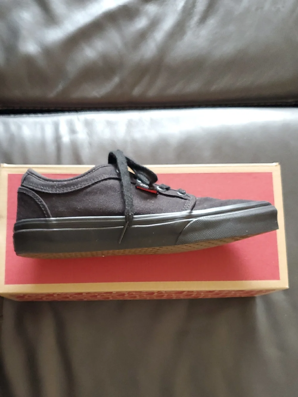 Vans PRO Black All Canvas Low-Top Cushioned Sneakers Skate Shoes Mens 6